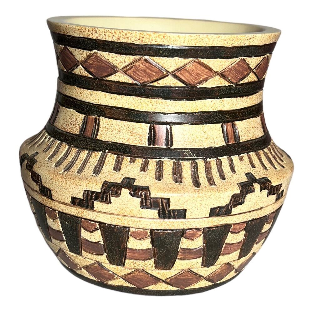 Aztec Design carved segmented hand painted vase Made in India 4" tall and wide - Picture 5 of 13
